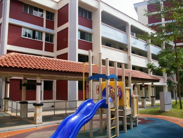 Bukit Batok West Avenue 8 Bukit Batok, HDB 4 Rooms