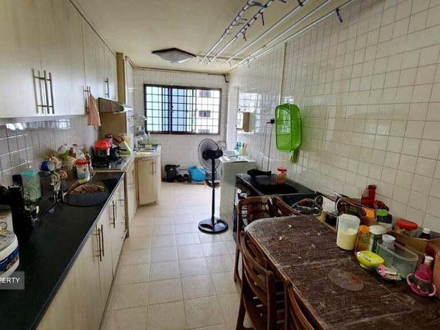 Bukit Batok Street 32 Bukit Batok, HDB 4 Rooms