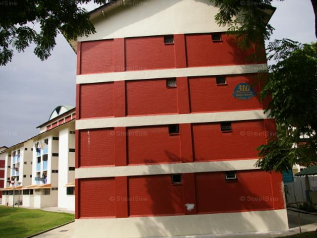 Bukit Batok Street 32 Bukit Batok, HDB 4 Rooms