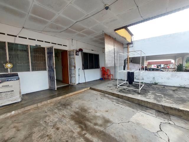 Bukit Beruang Single Storey Terrace Freehold