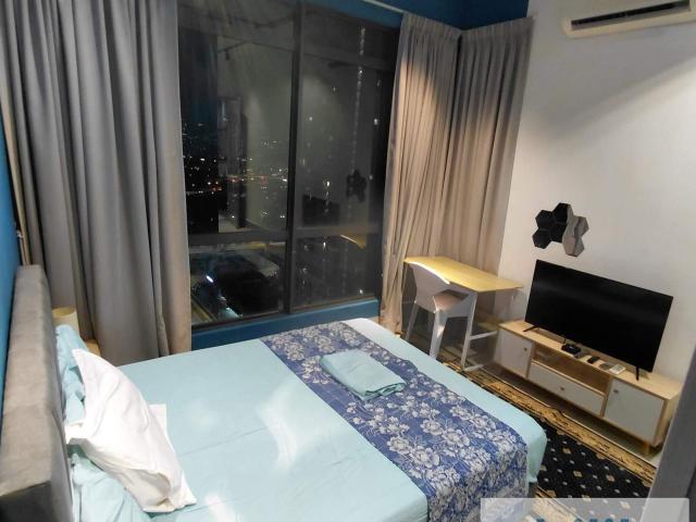 Bukit Bintang Master Bedroom Attached Private Bathroom with Smart TV Kuala Lumpur City Centre View