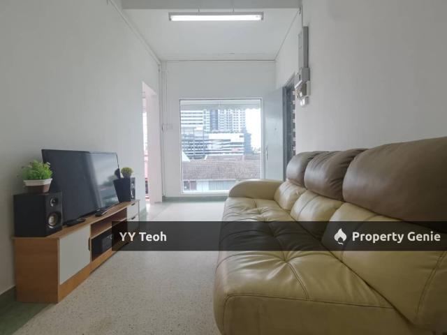 Bukit Cina Bandahara Apartment 3R Unit