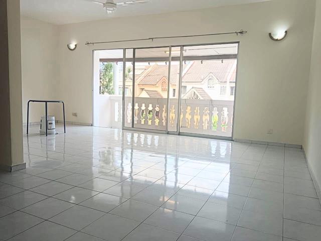 Bukit Gasing 25 Storey Terrace House Petaling Jaya KITCHEN CABINET