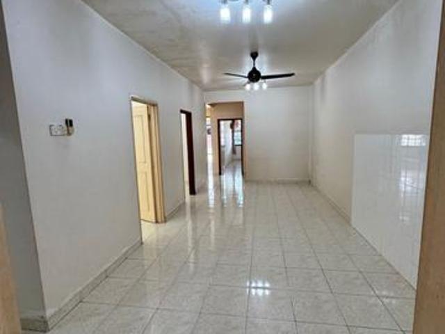 Bukit Impian Single Storey Terrace 24x80 Gated Guarded Impian Emas