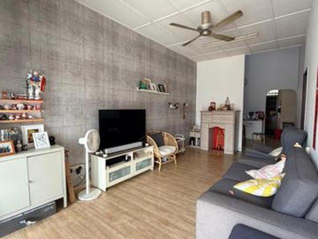 Bukit Indah 1 Single Storey Terrace 20x70 Renovated Furnished