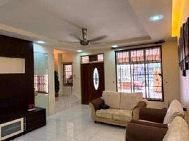 Bukit Indah 2 Double Storey GatedGuarded Kitchen Fully Extended