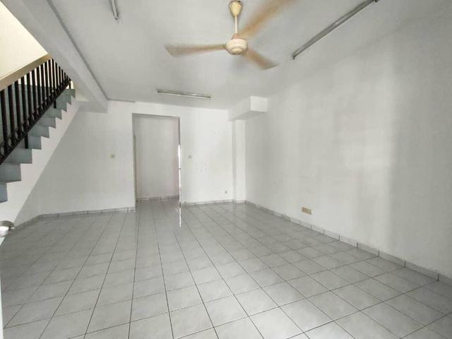 Bukit Indah 2 Storey Terrace House 4 Bed 3 Bath