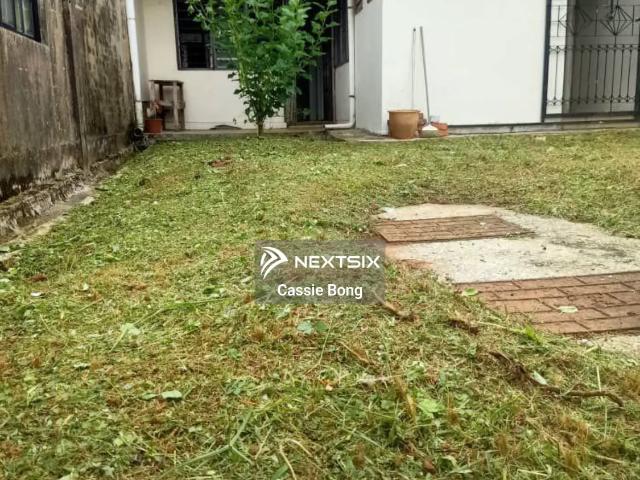 Bukit indah 2storey endlot 20x70 extra land 10ft