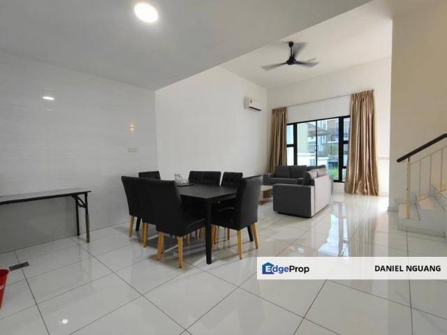 Bukit Indah Avenue 26 @ Villosa