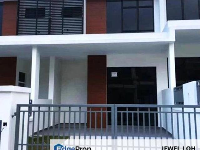 Bukit Indah Avenue 26 @ Villosa