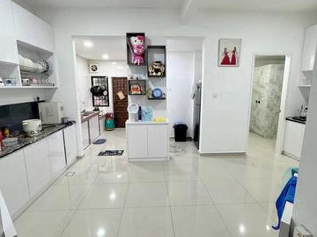 Bukit Indah Double Storey End Lot 10ft Land Full Reno Good Condition