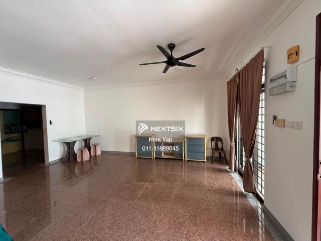 Bukit Indah / Double Storey Terrace House / Unblock View / For Rent