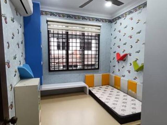 Bukit Indah Double Storey 20x70 Good Condition
