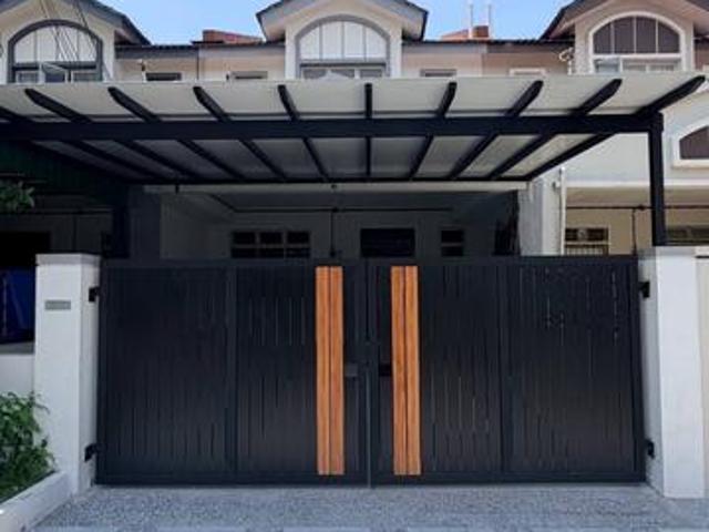 Bukit Indah Double Storey 4B3B For Sale