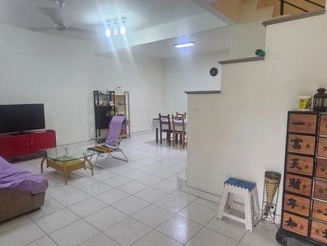 Bukit indah Double Storey 5 Room Fully furnished