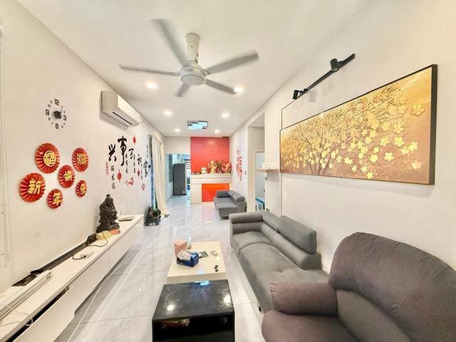 Bukit Indah Limited corner lot Single Storey Fully Renovated
