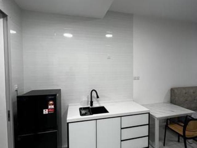 Bukit indah Skytree Apartment Dualkey Studio Tuaslink WiFi