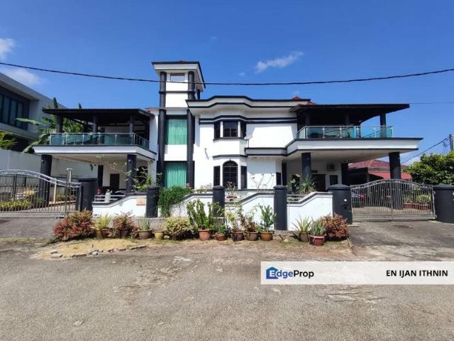 BUKIT ISTANA