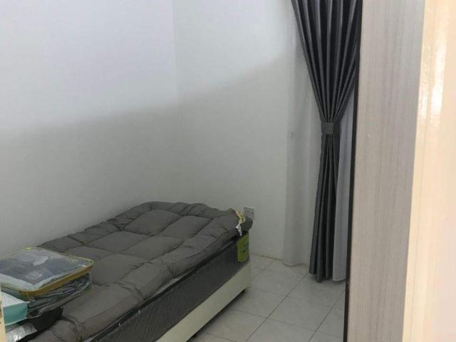 Bukit Jalil Middle Room with Shared Toilet