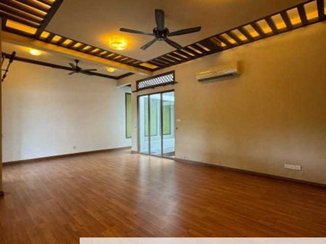 26x100! 2 Storey Superlink Lagenda 2 Bukit Jelutong for Massive with 6 bedrooms! Suitable for big family. Exclusive residence in BJ