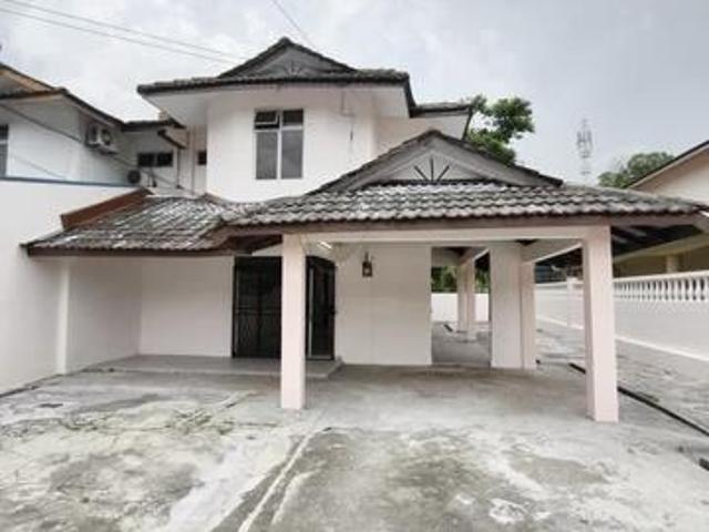 Bukit Kempas SemiD house Original good condition Below market