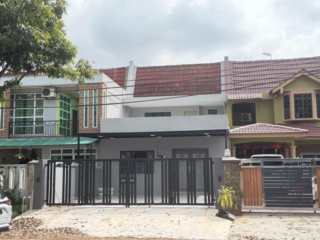 Bukit kempas skudai double storey For sale