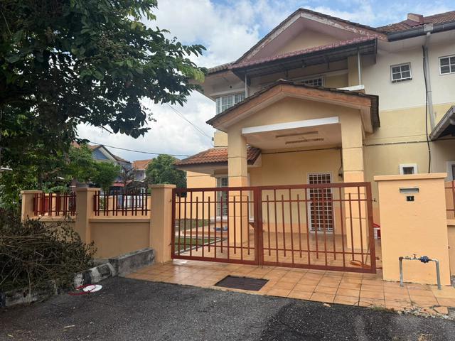 Bukit Mahkota Cluster Corner House For Rent