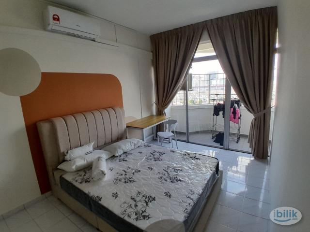 [Bukit OUG] Near LRT Medium Room with Aircond Rent Near Bukit Jalil