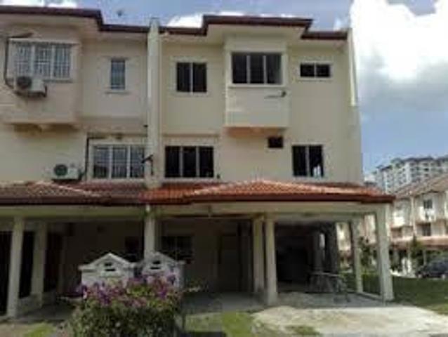 Bukit OUG Townhouse nearby bukit jalil lrt station gated guarded