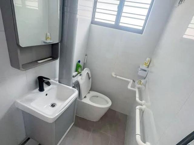 Bukit Panjang Ring Road Bukit Panjang, HDB 4 Rooms