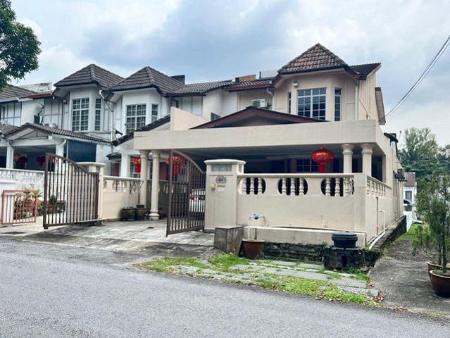 Bukit Rahman Putra 2Storey House For Sale