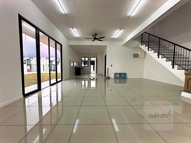 Bukit Raja Nadira Double Storey Corner Good Condition Klang