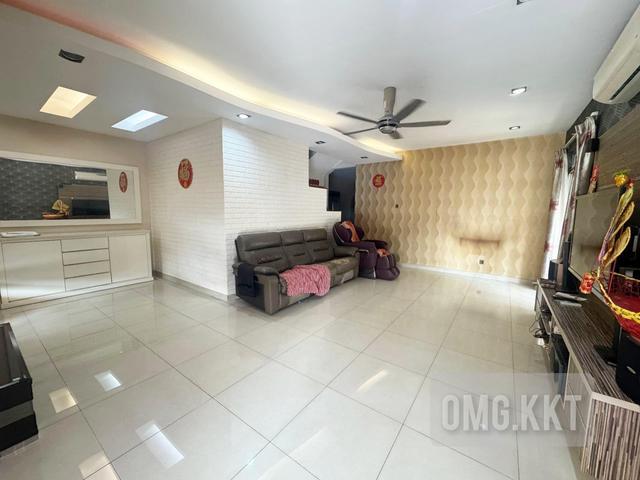 Bukit Raja Double Storey Endlot Renovated Move in Condition Best Buy