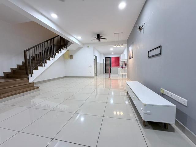 Bukit Raja Klang Ayra Double Storey For Rent