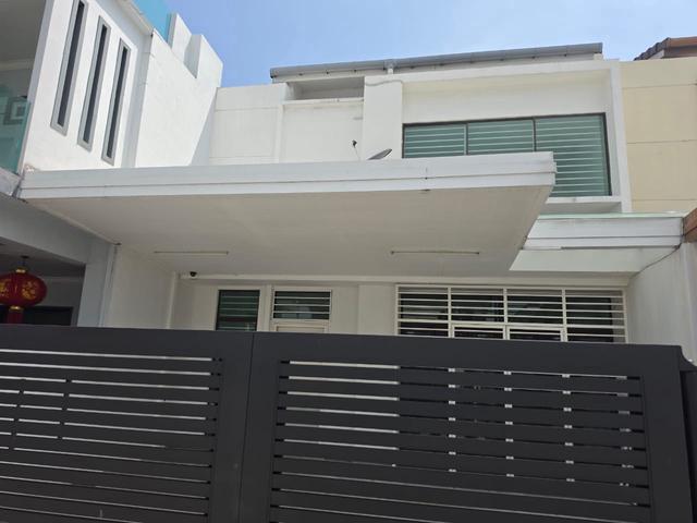 Bukit Raja Klang 2 storey house for rent wt renovation