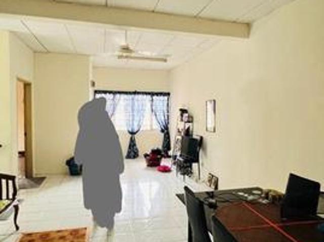 Bukit Rimau Townhouse