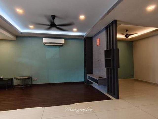 Bukit rimau Sri Suria house for rent partly furnish