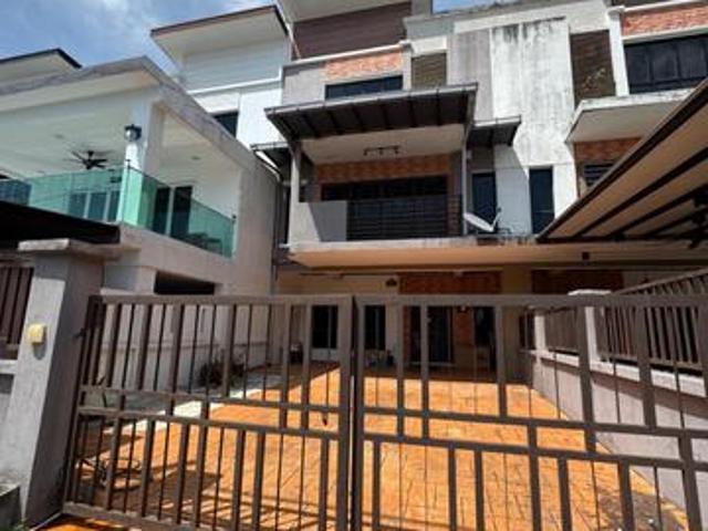 Bukit Saujana 25 Storey With 5 bedrooms