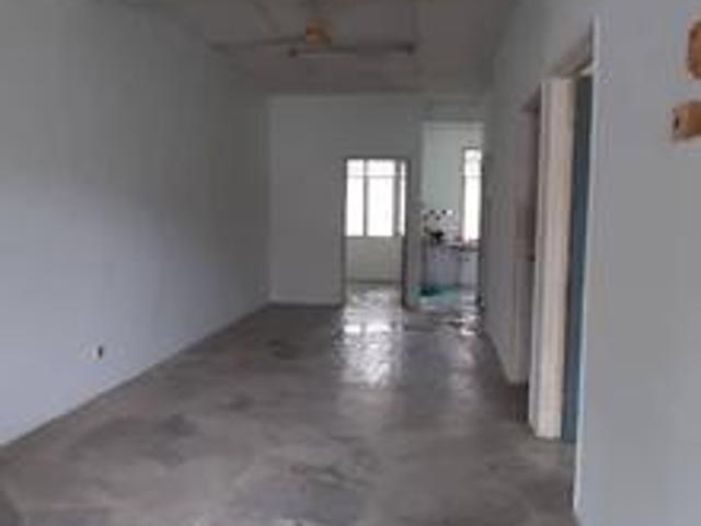 Bukit Sentosa Jalan Cempaka Rawang Terrace murah for Sale