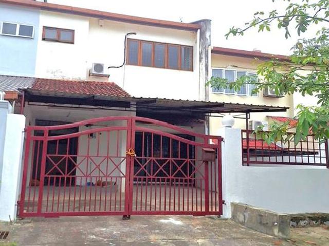 Bukit Serdang 22 x 70 2Storey Freehold