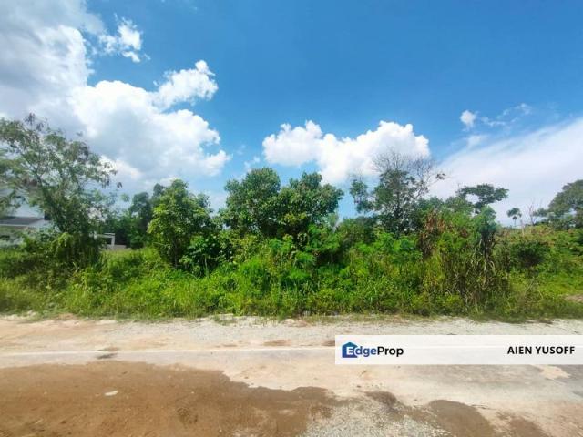 BUKIT SETONGKOL