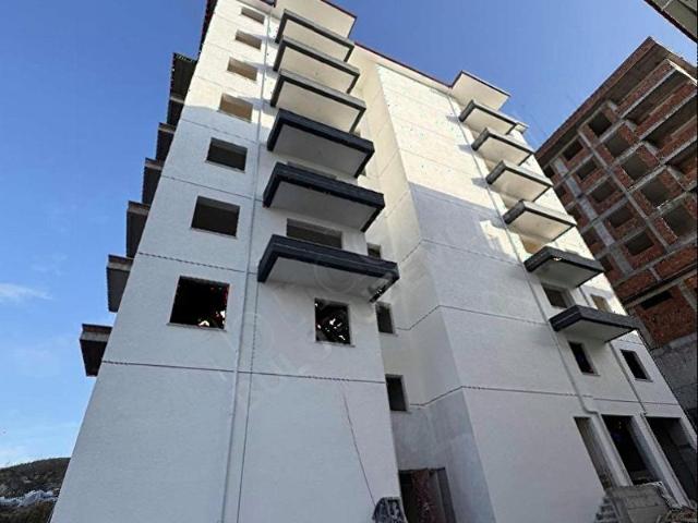 BULURUZ EMLAKTAN CUMHURİYET MAHALLESİNDE SATILIK 1+1 DAİRE