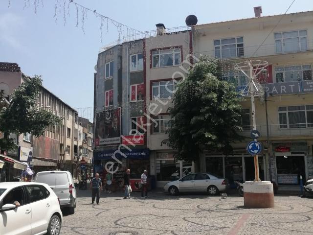 Bulut Yatırımdan 2+1 Merkezi Konumda Çarşı İçinde Ofis İş Yeri