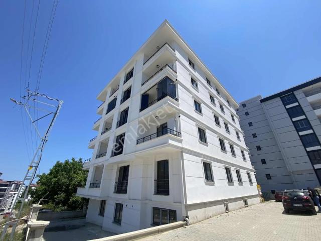 Bulut Emlak Tramvaya Yürüme Mesafesinde Satılık 1+1 Daire