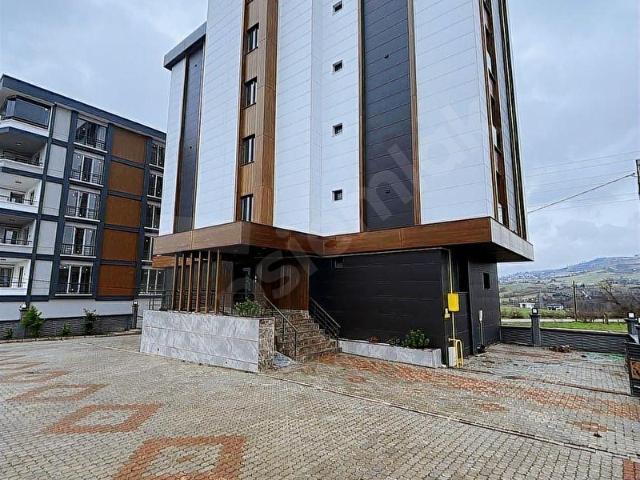 BULUT EMLAKTAN 60 m2 NET KULLANIM SALON MUTFAK AYRI 1+1