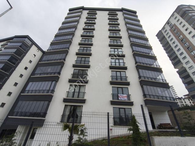 Bulut Emlak'tan 215 M2 / 4+1 Sıfır Daire /alanlı Mah. / Atakum