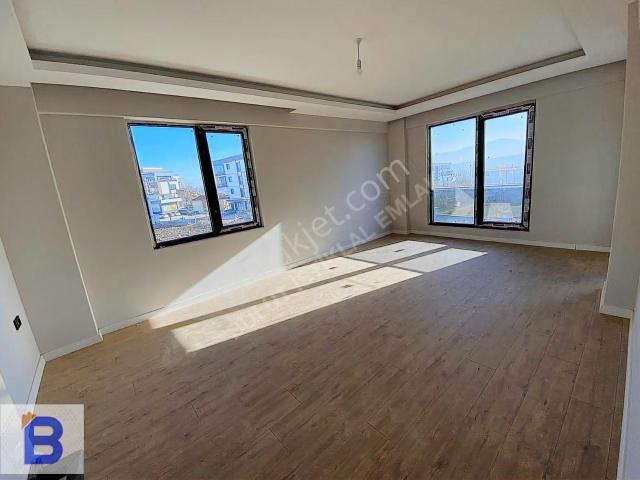Bulut Emlaktan İlkadım Derecikte Satılık 3+1 Daire