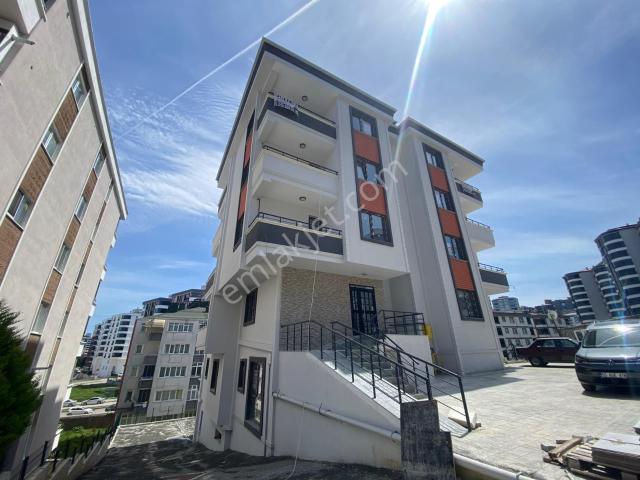 Bulut Emlaktan İstiklal Mahallesinde Satılık 2+1