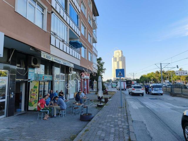 Bulut Emlak'tan Liman Mah. De Devren Kiralik Dükkan