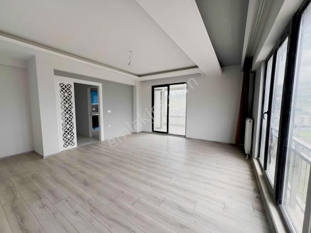 Bulut Emlaktan Polatlı Blv. Cephe Satılık Sıfır 3+1 Daire